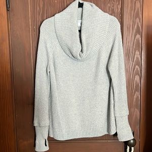 Market & Spruce chunky knit sweater